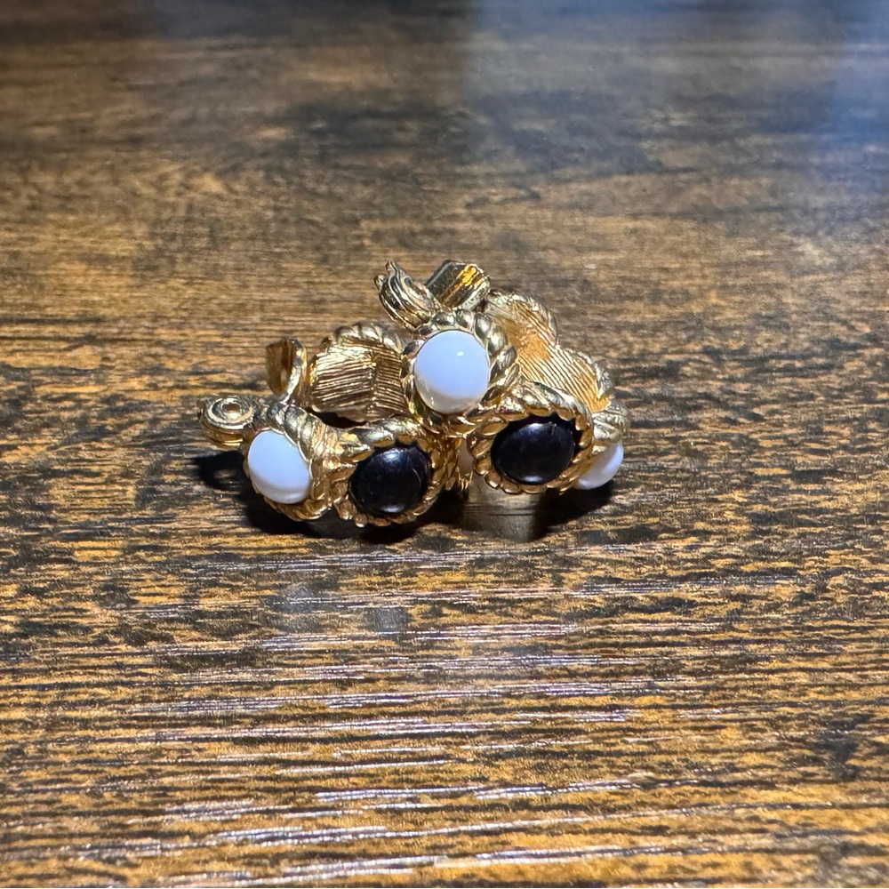 Gold and Black Elegant Earrings